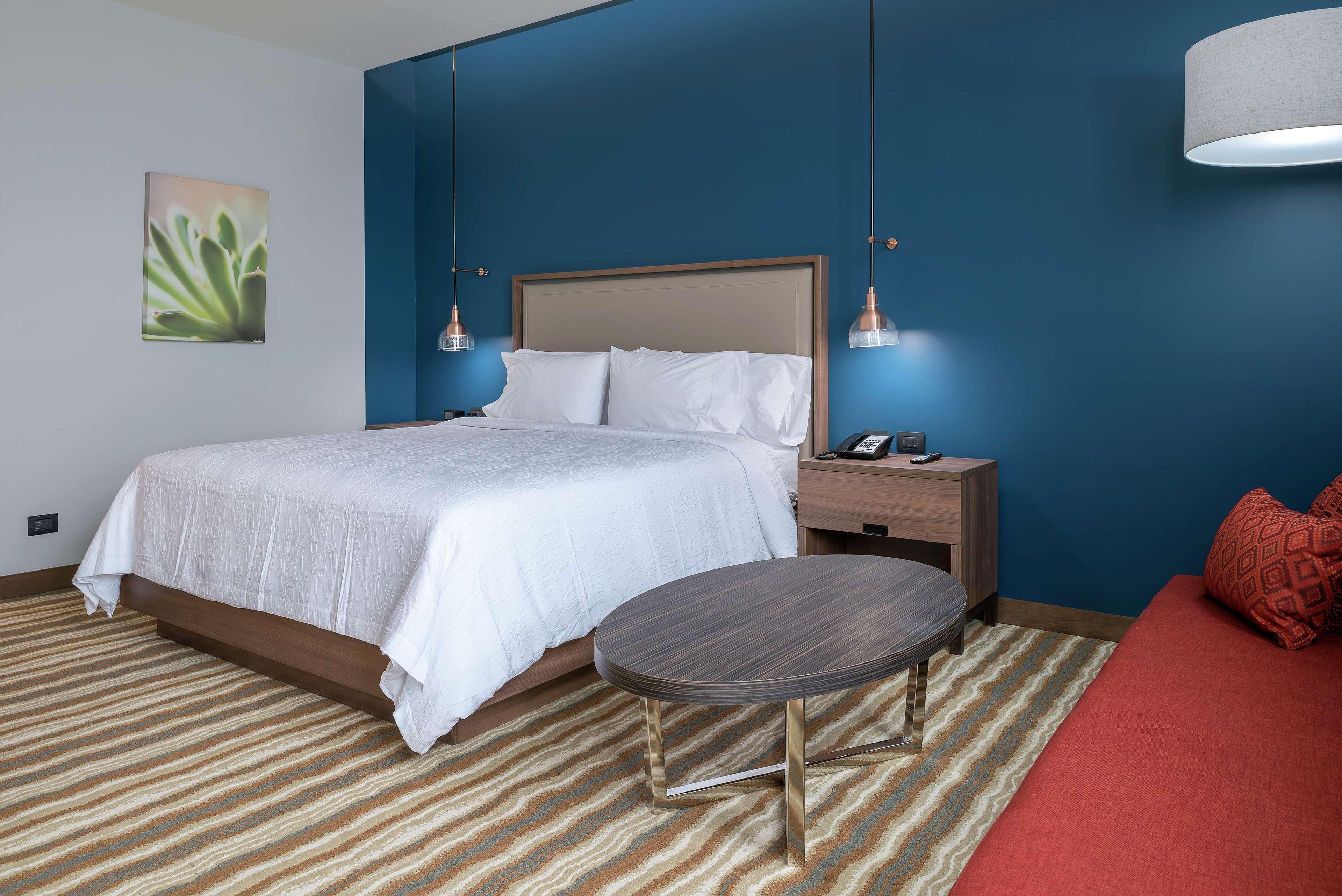 Hilton Garden Inn Chihuahua Bagian luar foto